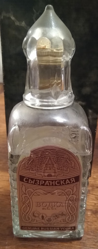 Botella Vacia De Vodka Ruso Antigua