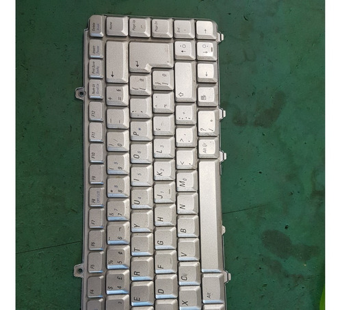 Teclado Notebook Dell Vostro 1400 (tcn-128) Detalhe