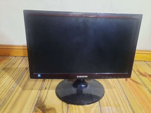 Monitor Samsung Syncmaster S19a300