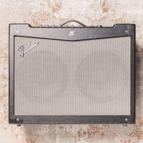 Fender Mustang Iv V2 Amplificador Para Guitarra De 150w 2x12