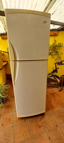 Heladera Con Freezer Usada Gafa 380a Blanca