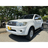 Toyota Fortuner 2.7 L 4x4 2011