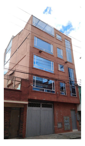 Edificio Multifuncional De 5 Pisos, Cuenta Con Oficinas Y Apartamentos.