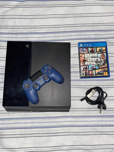 Playstation 4 + 1 Joystick + 1 Juego