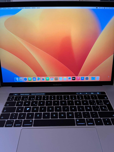 Macbook Pro 15 Inch - 2017