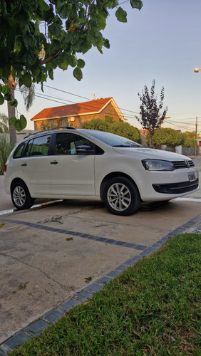 Volkswagen Suran 2014 1.6 Trendline 11b