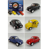 Volkswagen Beetle 1967 Classic. Escala 1:32 Kinsmart. 12,5cm