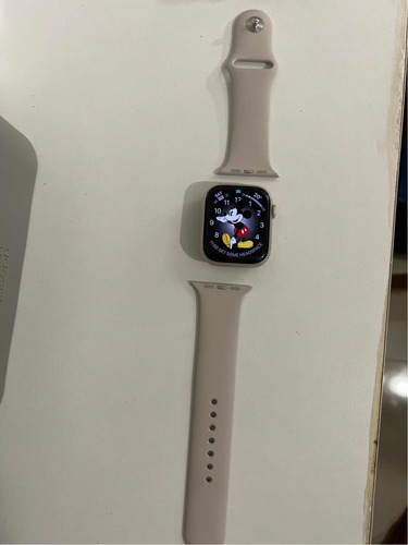 Apple Watch 8 45mm