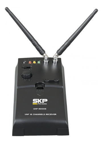 Micrófono Inalámbrico Para Saxo Uhf-4000s Skp Color Negro