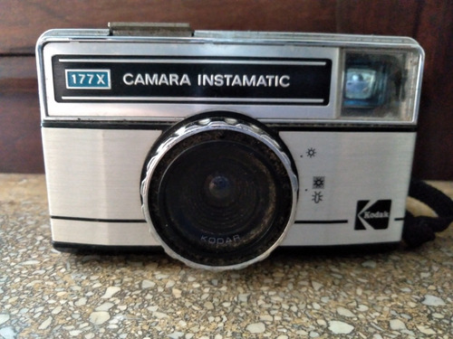 Câmera Fotográfica Kodak Instamatic 177x