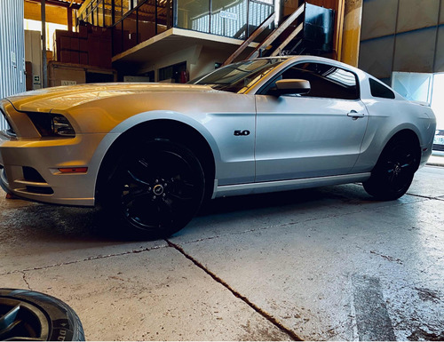 Ford Mustang 2013 Coupe Gtd Deluxe 5.0l