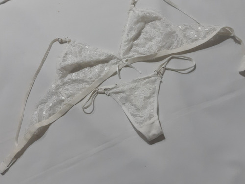 Bralette Encaje Para Abrochar Con Less Regulable 