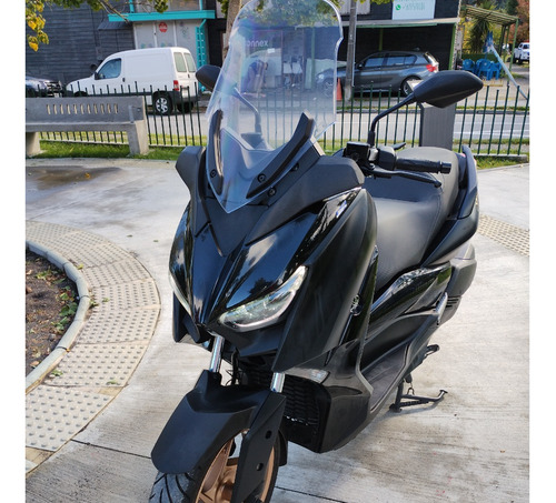 Yamaha Xmax