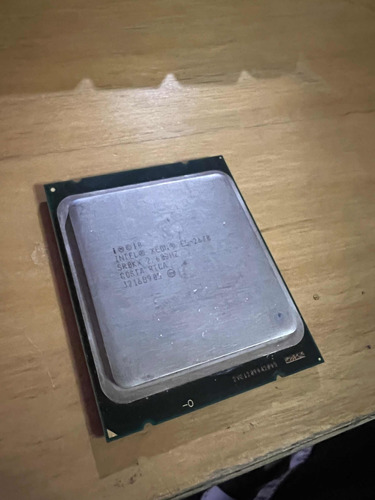 Procesador Intel Xeon E5 2670 Usado