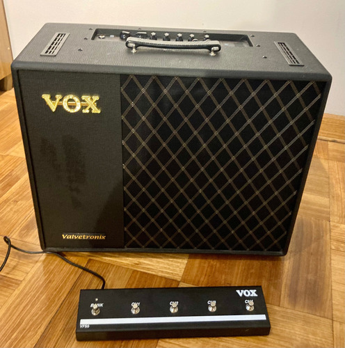 Amplificador De Guitarra Vox Vt100x + Footswitch Casi Nuevo