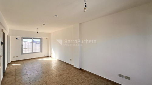 Venta Departamento Semipiso 1 Ambiente En Moron (1ºa) - Imagen 3