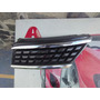 Parrilla Frontal Izquierda Nissan Tiida 2004/06 (original) Nissan Urban