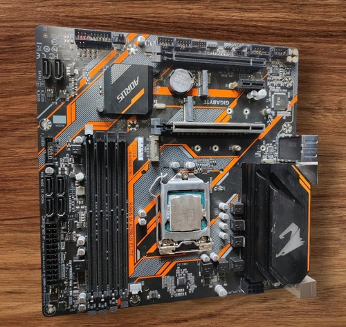 Pack Placa Aorus Elite B365 M, Cpu I5, Disipador Cpu, Ram 8g