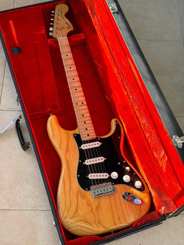 Fender Stratocaster 1976 Vintage