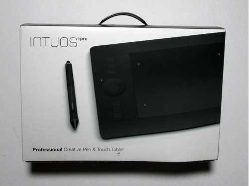 Mesa Digitalizadora Wacom Intuos Pro  Small Pth-451  Black