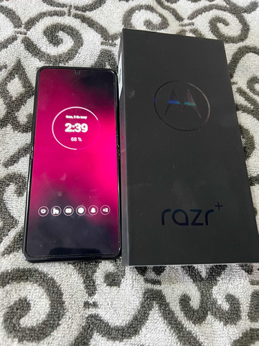 Celular Motorola Razr 40 Ultra