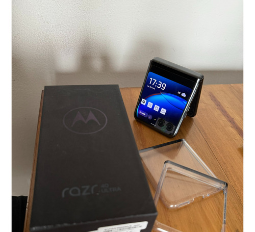 Motorola Razr 40 Ultra 512 Gb Impecable En Garantía