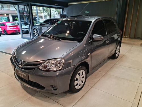 Toyota Etios 2014 1.5 Xs Cassano Automobili