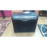 Amplificador Line 6 Spider 2 + Controlador/pedaleira Fvb