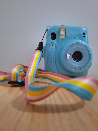 Máquina Fotográfica Instax Mini 11 Polaroid