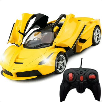 Brinquedo de Menino Carro Ferrari Carrinho Premium de Controle Remoto Amarelo Abre Portas Acende Farol Thevisionaries | MercadoLivre
