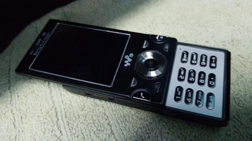 Sonyericsson W995 Negro. Slider. $2299.