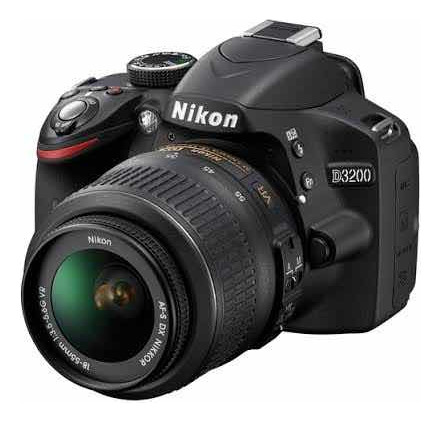 Nikon D3200 Corpo + Flash + Rebatedor