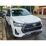 Toyota Hilux 2023 2.8 Cd Sr 177cv 4x4