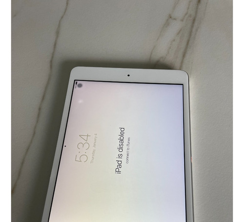 iPad  Apple Mini 2nd Generation Usado