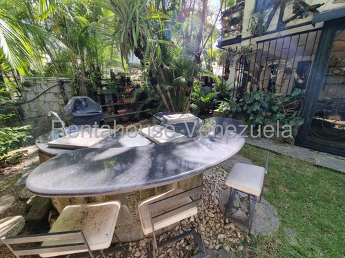 Casa En Venta En Caurimare Caracas Piscina Calle Cerrada Jardin Casas Angela Tochon - Imagen 4