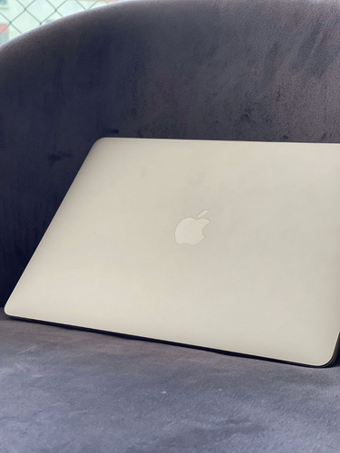 Apple Macbook Pro 2020 13  Chip M1, 8gb Ram, 256gb Ssd