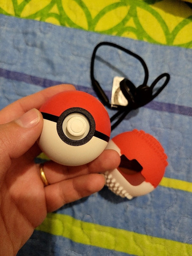 Pokeball Plus Do Pokemon Go Lets Go Eevee E Pikachu Nintendo