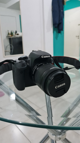 Canon Rebel T5i + Lente 18-55 Mm