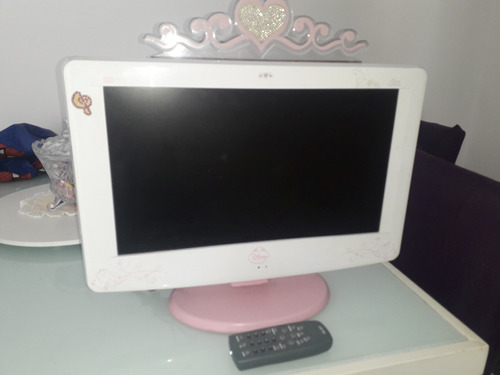 Tv Monitor Lcd Widescreen 18,5 Pol  Princesas Disney