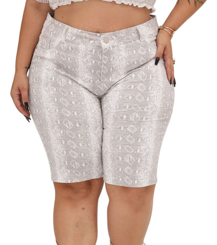 Bermuda Estampa Cobra Clara Feminina Plus Size