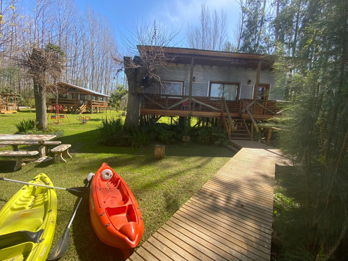 Cabañas Delta Tigre Sobre Canal De La Serna. Playa De Arena; Pileta; Solárium; Aire Acondicionado; Wifi.