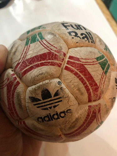 adidas Pelota Italia 90 