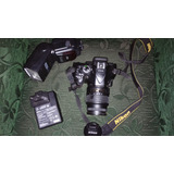 Camara/ Máquina Fotográfica Nikon D2000+flashtriopo+accesori