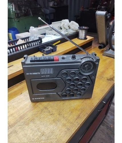 Radio Am/fm Cassette Retro Sanyo 8500