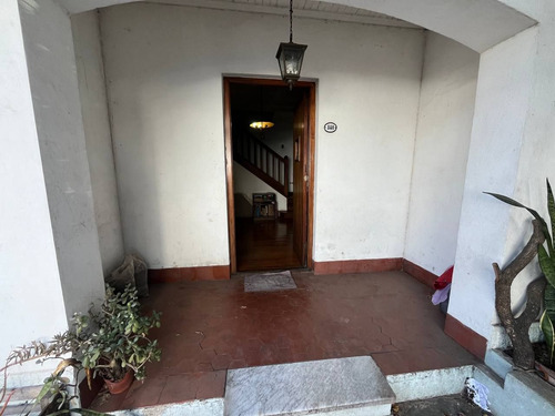 Venta Casa Lote Propio 6 Ambientes, Versailles - Imagen 4