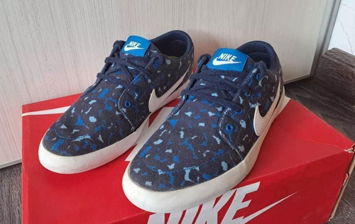 Lote De Zapatillas Nike (azul 24.5cm) (marron 25cm)