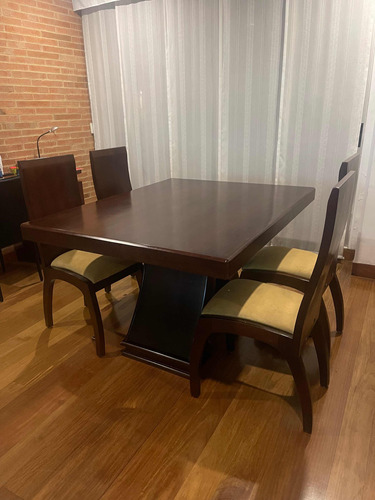 Comedor De Madera Maciza De 4 Puestos Y 4 Sillas