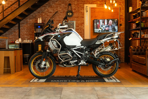 Bmw R 1250 Gs Adventure. Roshaus Motorrad. Permutas.