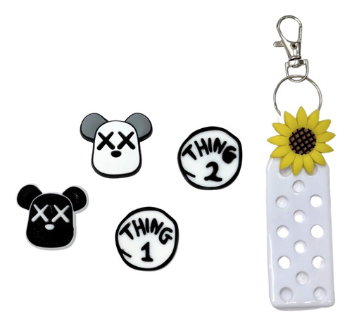 Charms Accesorios Pines Para Crocs 4 Piezas + Llavero Blanco