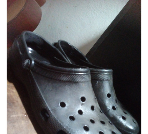 Crocs Negras Originales